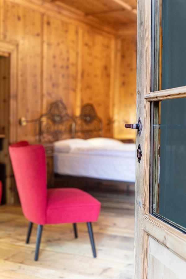 Curt di Clement Eco Mobility Hotel Tirano Bagian luar foto