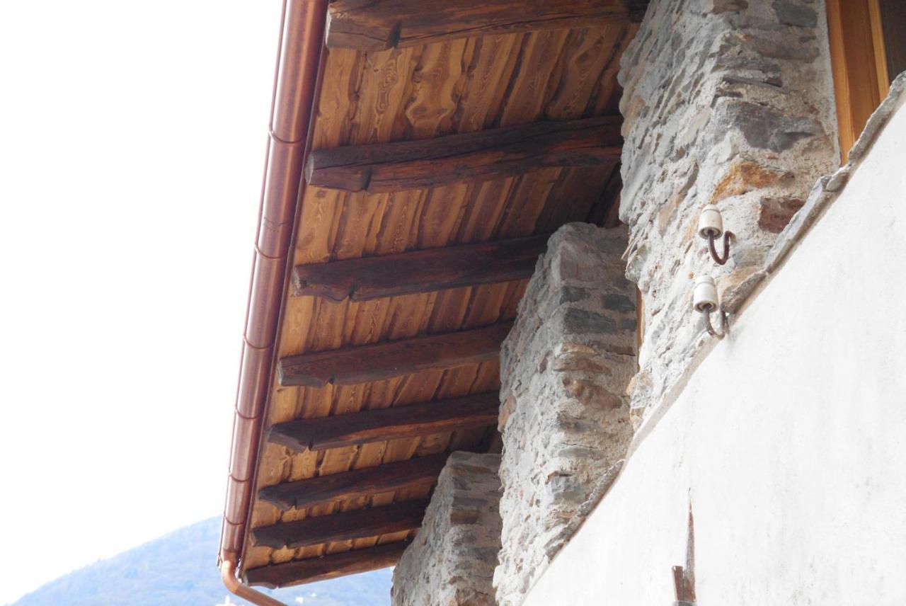 Curt di Clement Eco Mobility Hotel Tirano Bagian luar foto